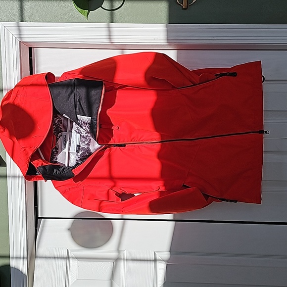 Womens Volcom Red Snowboard Shell XS - Picture 1 of 3